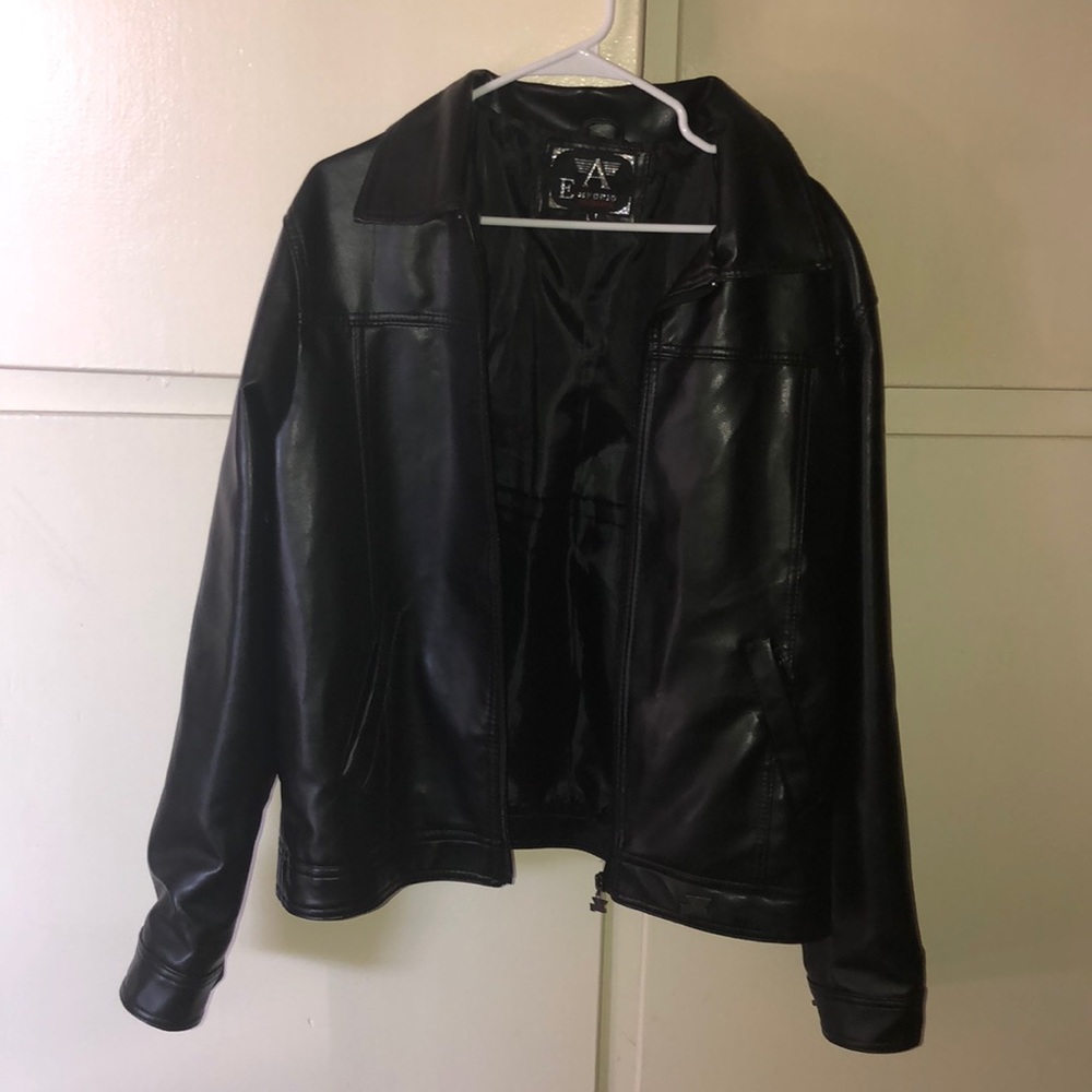 ARMANI LEATHER JACKET 🔥